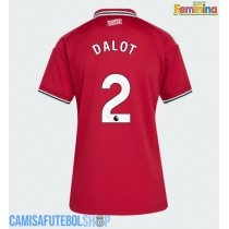 Camisa de time de futebol Manchester United Diogo Dalot #2 Replicas 1º Equipamento Feminina 2026-27 Manga Curta